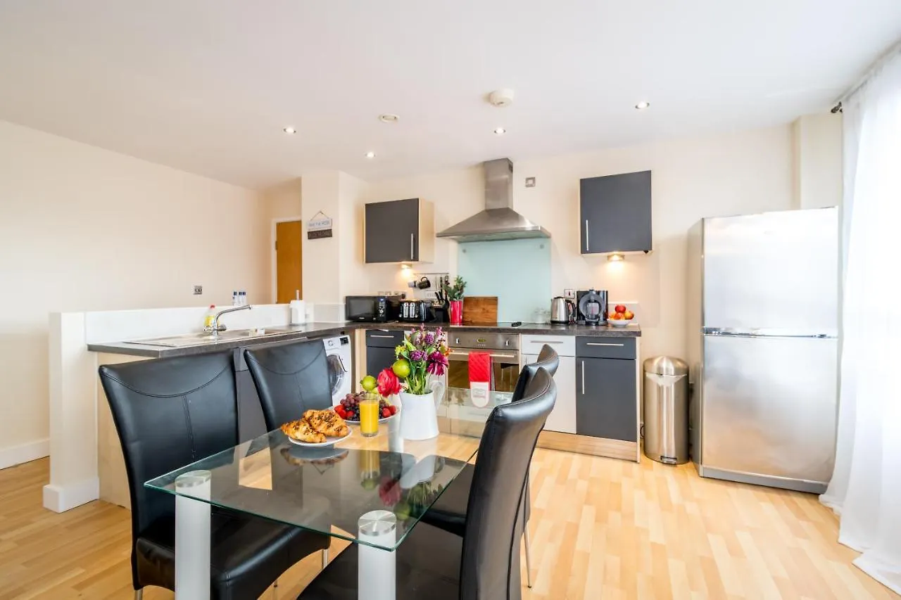 公寓 Spacious City 2 Bed, 2 Bath, Free Parking & Wifi 谢菲尔德 英国